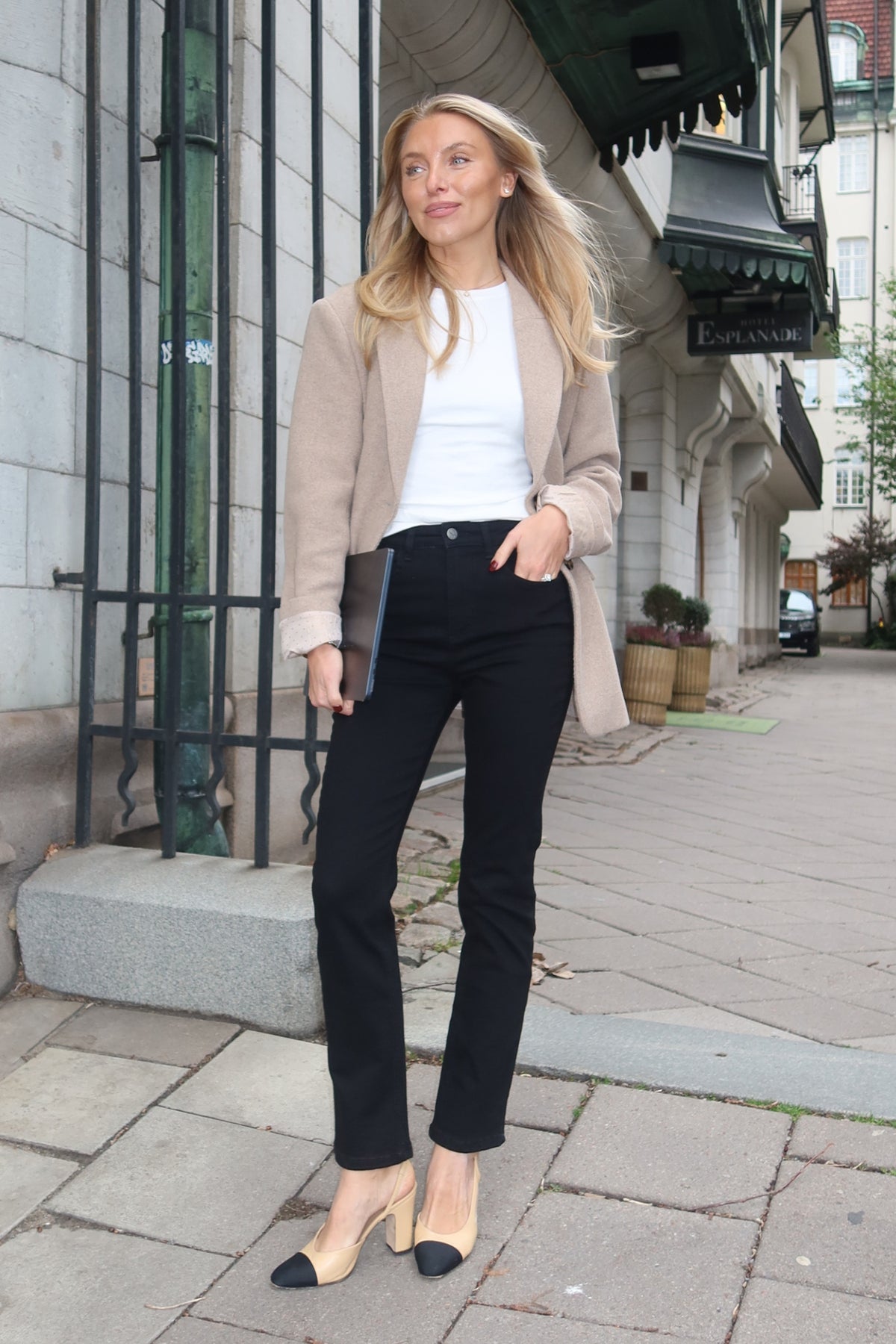 Everyday Slim Jeans - Black