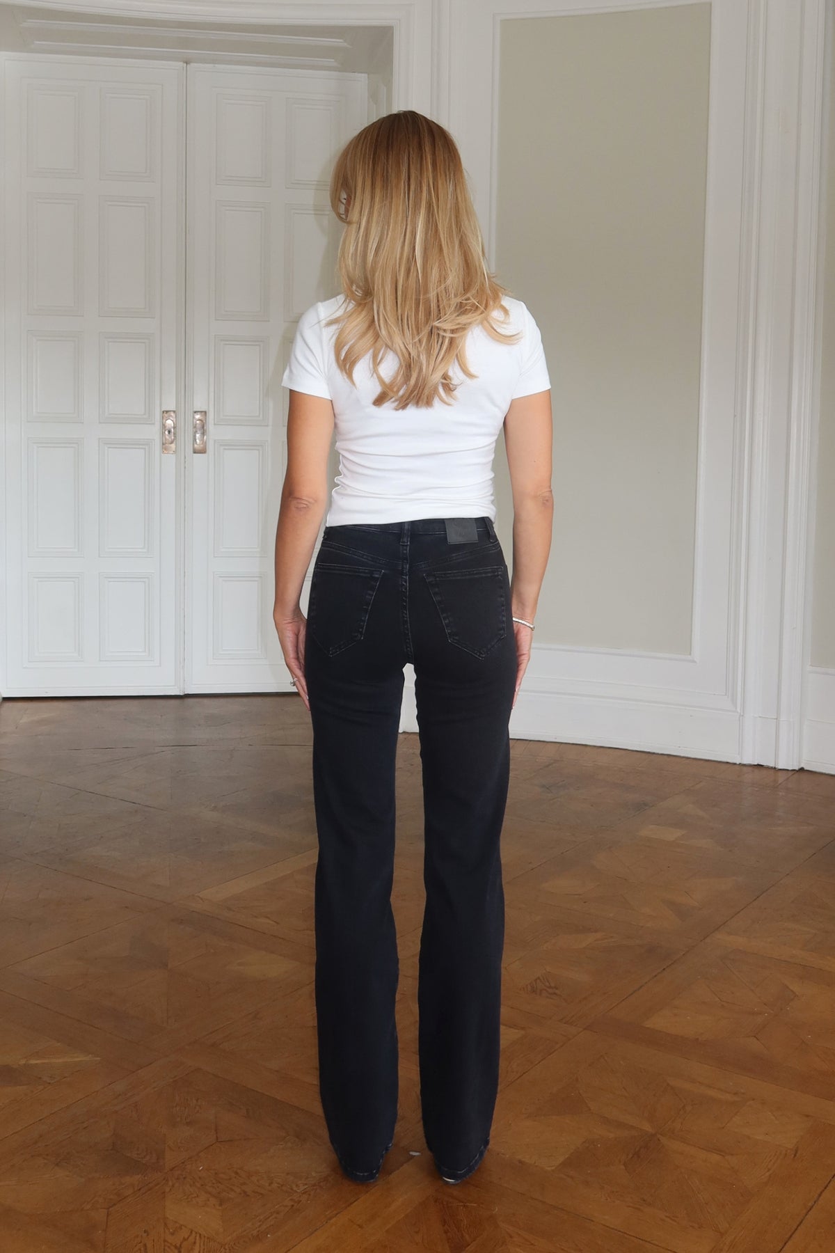 Everyday Straight Jeans - Washed black