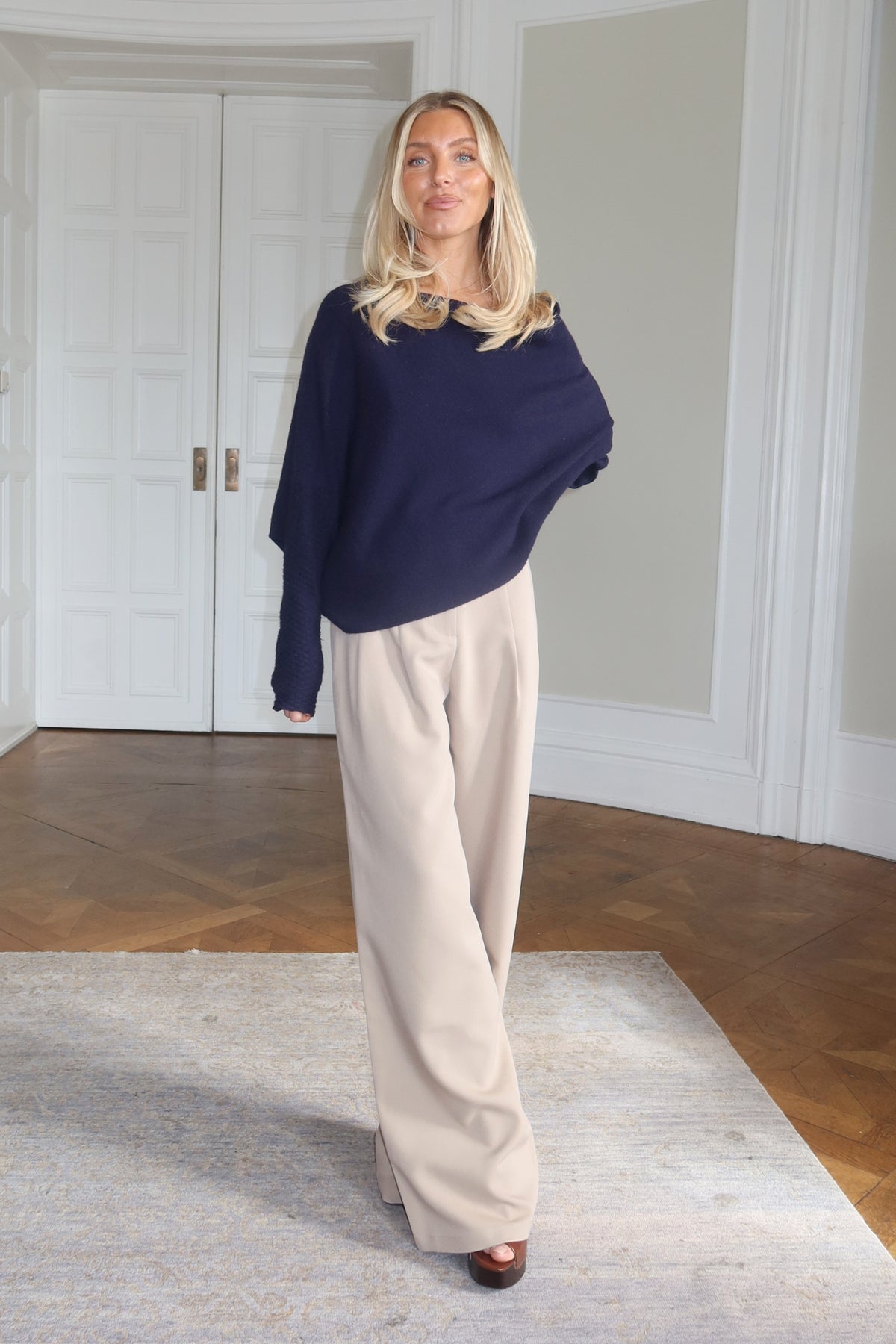 Soft Drape Knit - Navy