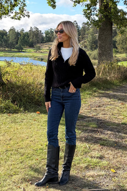 Signature Cable Sweater - Black