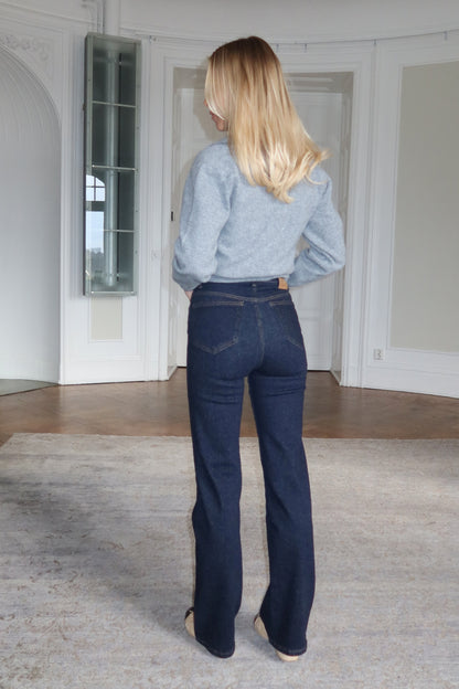 Everyday Straight Jeans - Indigo
